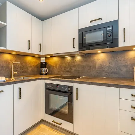 Appartement Wiking, App 411 *